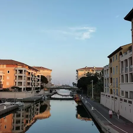 Daire Beau Duplex A Port Fréjus